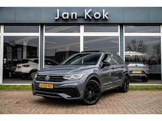Volkswagen Tiguan 1.5 TSi 150 pk DSG-7 R-Line Business | Elkr. Trekhaak | Panoramadak | Camera