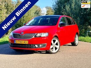 Skoda Rapid Spaceback 1.2 TSI Greentech Elegance Businessline Pro Pano Clima Cruise Control Navi DAB Xenon Stoelverwarming PDC NAP