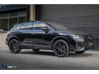 Audi Q3 45 TFSIe S-Line | PANO | 20 INCH | CARPLAY | KEYLESS