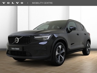 Volvo XC40 B4 Plus Dark | Panoramadak | Trekhaak | Harman/Kardon |