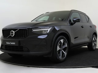 Volvo XC40 B4 Plus Dark | Panoramadak | Trekhaak | Harman/Kardon |