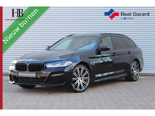 BMW 5-serie Touring 530e xDrive M-Sport/Pano/Trekhaak/Massage