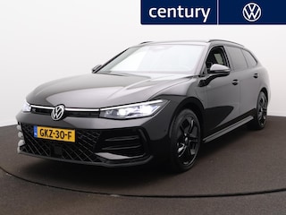 Volkswagen Passat Variant 1.5 eHybrid R-Line Business | Panodak | ACC | Camera | Trekhaak | Massage | Elek. Kofferbakklep |