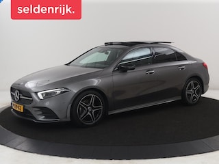 Mercedes-Benz A-klasse 200 Business Solution AMG | Trekhaak | Pano. Dak | Camera | Stoelverwarming | Sfeerverlichting | Apple Carplay |