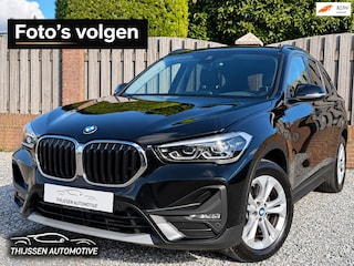BMW X1 XDrive25e Executive STOEL STUUR VERWARMING HEADUP LEER NAVI CLIMATECONTROL P-CAMERA CRUISE