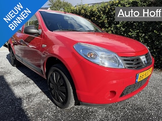 Dacia Sandero 1.2 Ambiance | Trekhaak | Stuurbekrachtiging | Radio / CD | APK tot 03-02-2027!