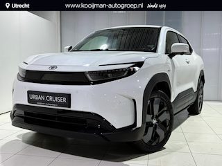 Toyota Urban Cruiser Executive 61 kWh Direct Leverbaar, JBL Geluidsysteem, Panoramadak, 19'' Lichtmetalen velgen, BTW Auto, 1e Eigenaar