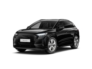 Audi Q4 e-tron S edition 45 82 kWh 210 kW / 286 PK | 20" | Stoelverwarming | Keyless | Trekhaak | ACC |