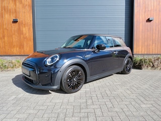 Mini Cooper 3-Deurs 1.5 Classic automaat *Schuifdak *Leder