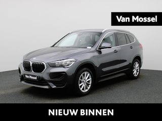 BMW X1 sDrive18i Business Edition Plus | Automaat | LMV | Trekhaak | Parkeer sensoren | Virtual cockpit | Navigatie | Stoel verwarming | Climate control | Navigatie | Elec. achterklep | Leder | Bluetooth | Cruise control
