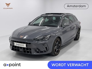 Cupra Leon 1.5 TSI e-Hybrid VZ Performance 272 pk Automaat (DSG) | Navigatie | Panoramadak | Parkeersensoren | Achteruitrijcamera | Stoelverwarming | Keyless | Sennheiser Geluidssysteem | LED Matrix koplampen | Alcantara bekleding |