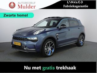 Lynk & Co 01 1.5 | Zwarte hemel | 360 Camera | Pano | ACC | Stoelverwarming |