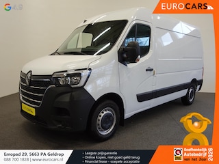 Renault Master T33 2.3 dCi 135PK L2H2 Airco Cruise control Parkeersensoren Navigatie Trekhaak