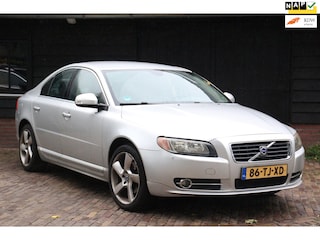 Volvo S80 2.5 T Momentum Leer/Parkeersensor/Trekhaak afneembaar/Apk 10-2027