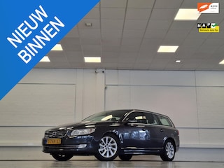 Volvo V70 1.6 D2 Nordic+ Trekhaak Goed onderhouden Leder Navigatie Mooi!