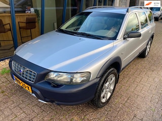 Volvo XC70 2.5 T Comfort Line Automaat 4WD Youngtimer