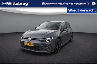 Volkswagen Golf 1.4 eHybrid GTE / Panoramadak / Stuur + Stoelverwarming / Keyless Advanced / Achteruitrijcamera / App-Connect