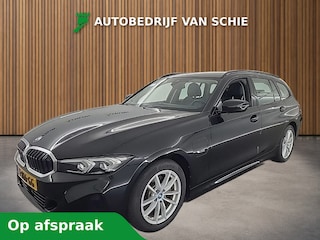 BMW 3-serie Touring 320e 1e-Eig. & Dealer-Onderh. BOVAG-Garantie. NL-Auto