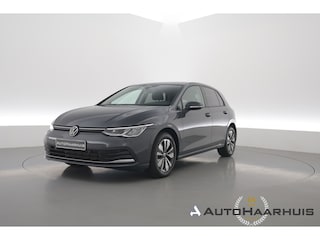 Volkswagen Golf 1.0 TSI Life | Rijklaar! | Dig. Cockpit | Camera | PDC V+A | Apple CarPlay | Stoel- Stuurverw. | All Season