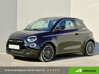 Fiat 500 La Prima by Bocelli 42 kWh / SOH 96% / Panoramadak / Winter & Style pakket / Leder / CCS snelladen / Achteruitrijcamera / JBL Audio Systeem / Stoelverwarming / Adaptief cruise control / Keyless Entry/Start /