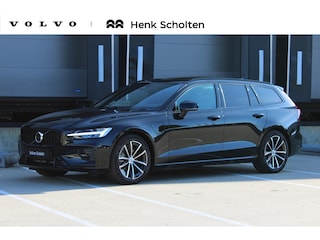 Volvo V60 T8 Plug-in hybrid AWD Plus Dark | Panoramadak | Trekhaak | Verwarmbare voorstoelen, achterbank en voorruit | 360 graden camera | Head-up display | Premium audio by Harman Kardon | Apple carplay/Android auto