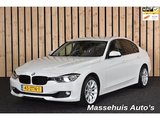BMW 320i Upgrade Edition 184 PK Automaat NL-auto Xenon Leer Clima Cruise + Nwe APK