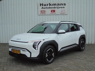 Kia EV3 58,3 kWh 204pk AIR MORGEN LEVERBAAR NAVI CAMERA CARPLAY ENZ....