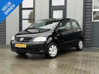 Volkswagen Fox 1.2 Trendline | Lage KM | Elektrische Ramen | Bluetooth |