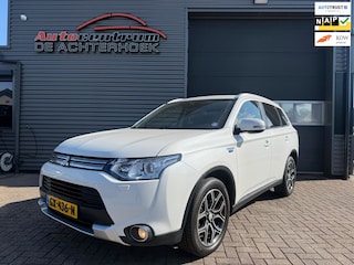 Mitsubishi Outlander 2.0 PHEV Executive Edition Automaat | Navi | Plug in!!