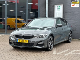 BMW 330e eDrive Edition/M-PAKKET/CAMERA/CARPLAY/NL-AUTO NAP!!