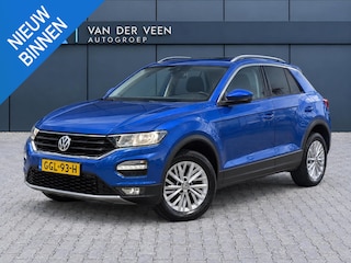 Volkswagen T-Roc 1.5 TSI Sport | Incl. 12 maanden garantie | Adaptieve cruise | Trekhaak | Bluetooth | Lane assist | Parkeer camera | Parkeer sensor | Regensensor
