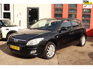 Hyundai i30 1.6i Dynamic Luxe , AIRCO, SPORTVELGEN,