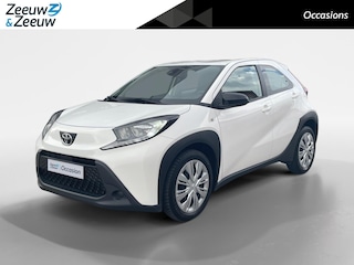 Toyota Aygo 1.0 VVT-i MT Play | Carplay/Android auto| Achteruitrijcamera| Airco| All Season banden| Adaptieve cruise control| Dealer onderhouden