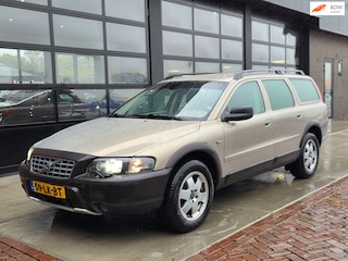 Volvo V70 XC70 2.4 D5 AWD Geartronic Titanium | Autom | Leer | Clima |