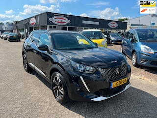 Peugeot 2008 1.2 PureTech Allure(clima,cruise,lmv,nwe-distributieset,bj21,15999,-)