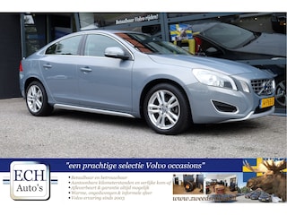 Volvo S60 1.6 T4 180 pk Trekhaak, Navi, 17 inch, Bluetooth