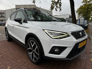 Seat Arona 1.0 TSI FR Beats Business Intense Plus Airco/ECC,Navigatie,Camera,Half Leder/Alcantara