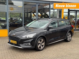Ford Focus 1.0 Ecoboost 125pk Active - winterpakket - all season - trekhaak