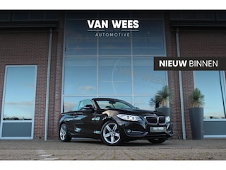 BMW 2-serie Cabrio 220i Sport | Origineel NL | Cruise control | Stoelverwarming | Xenon | Sportstoelen | HiFi audio | Navigatie Professional | Sportstuur | Chrome Line | Keyless entry