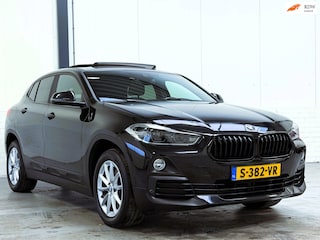 BMW X2 SDrive20i High Executive|Pano|Keyless|Trekhaak