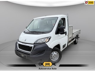 Peugeot Boxer 333 * Euro 6 * Laadbak * Laadkraan * Airco * Trekhaak *
