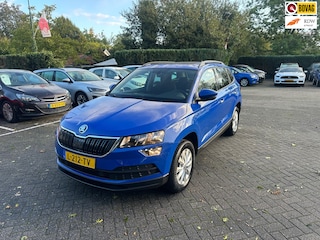 Skoda Karoq 1.0 TSI Business Edition , panoramadak , navigatie , pdc