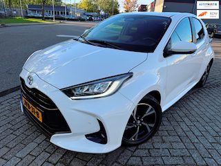 Toyota Yaris 1.5 HYBRID 142PK DYNAMIC 2025 FACE-LIFT ACC AUTOMAAT LUXE NAP