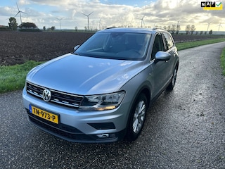 Volkswagen Tiguan 1.4 TSI Comfortline Business Adpative CC Navigatie Enz