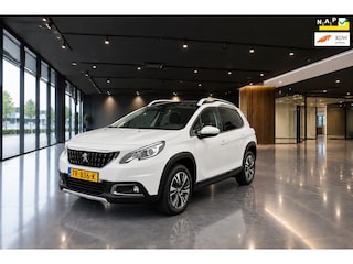 Peugeot 2008 1.2 PURETECH ALLURE BJ018 PANO LMV