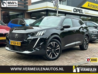 Peugeot 2008 EV 50kWh 136PK GT Pack + 18"/ Navi/ Clima/ Ad.Cruise/ Panorama/ Full-LED/ Camera/ CarPlay/ Stoelverwarming/ SOH100%/ NL auto