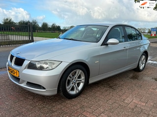 BMW 318i Business Line ORG NL - NAP - ZEER MOOI