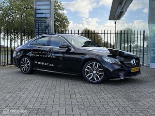 Mercedes-Benz C-klasse 200 Launch Edition Business Line AMG Pano