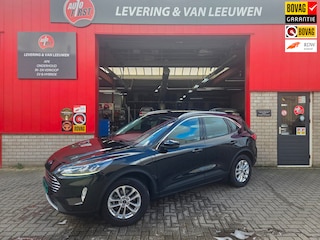 Ford Kuga 2.5 PHEV Titanium Navigatie/ Parkeersensoren V + A/ Stoelverwarming/ Rijklaarpijs!