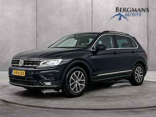 Volkswagen Tiguan 1.5 TSI ACT Highline // TREKHAAK // LED // STOELVERWARMING